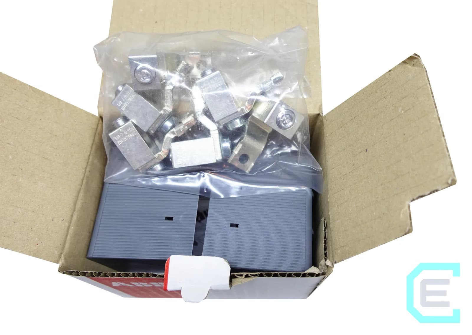 JUEGO DE TERMINALES P/CALIBRE 3/0 AWG PARA ITM XT1 - ABB