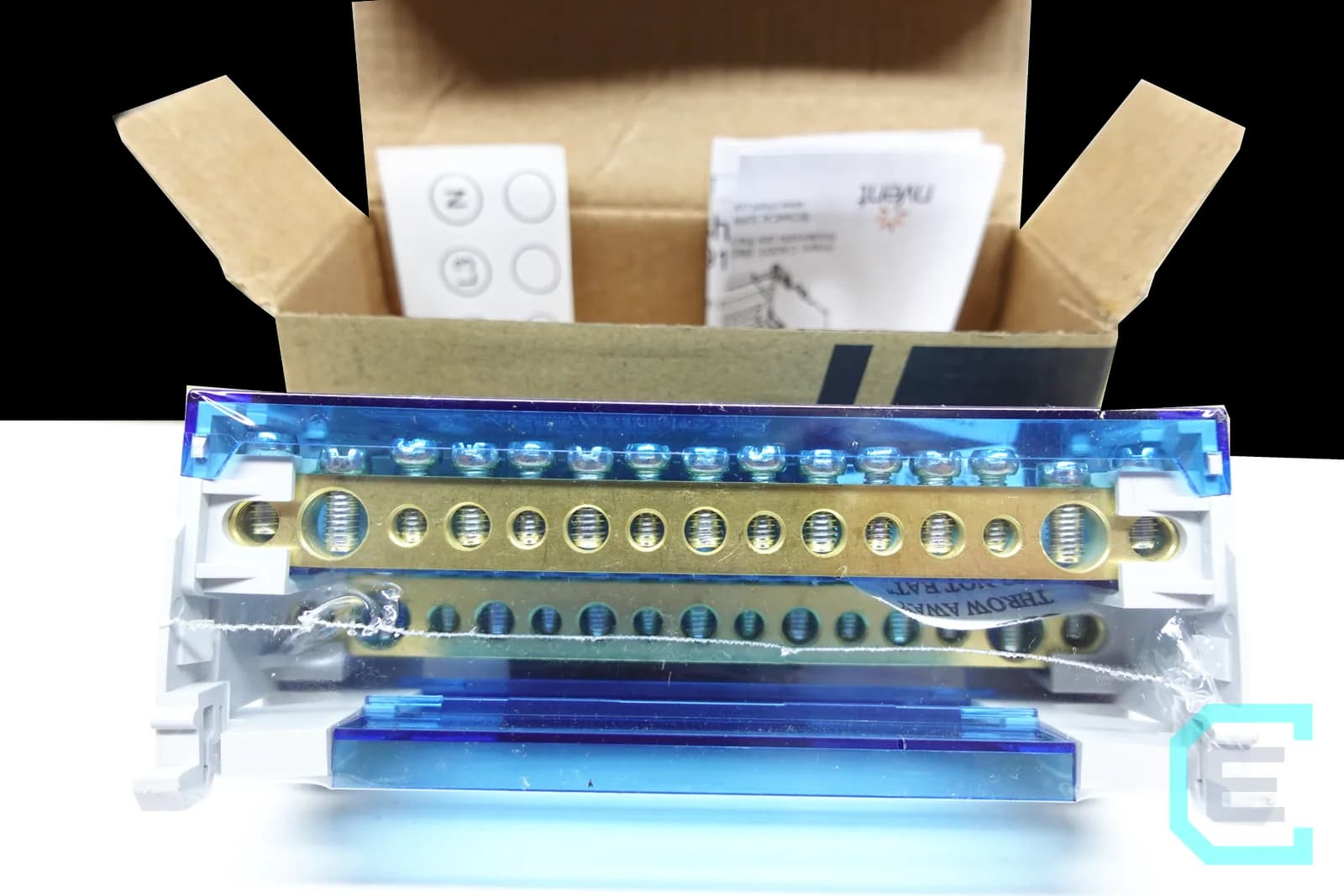 REPARTIDOR DE POTENCIA 2x100 AMPER - ERIFLEX