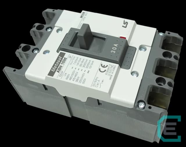 INTERRUPTOR TERMOMAGNETICO CAJA MOLDEADA 3x30A LS ELECTRIC - Caja moldeada